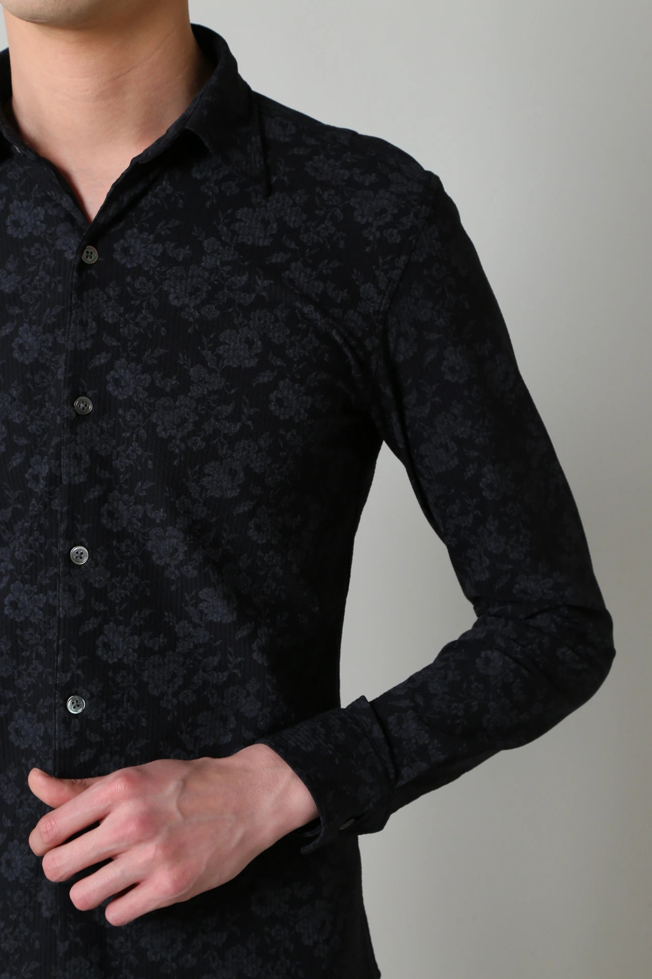 TORNADO MART∴サッカーハイテンションフラワープリントシャツ