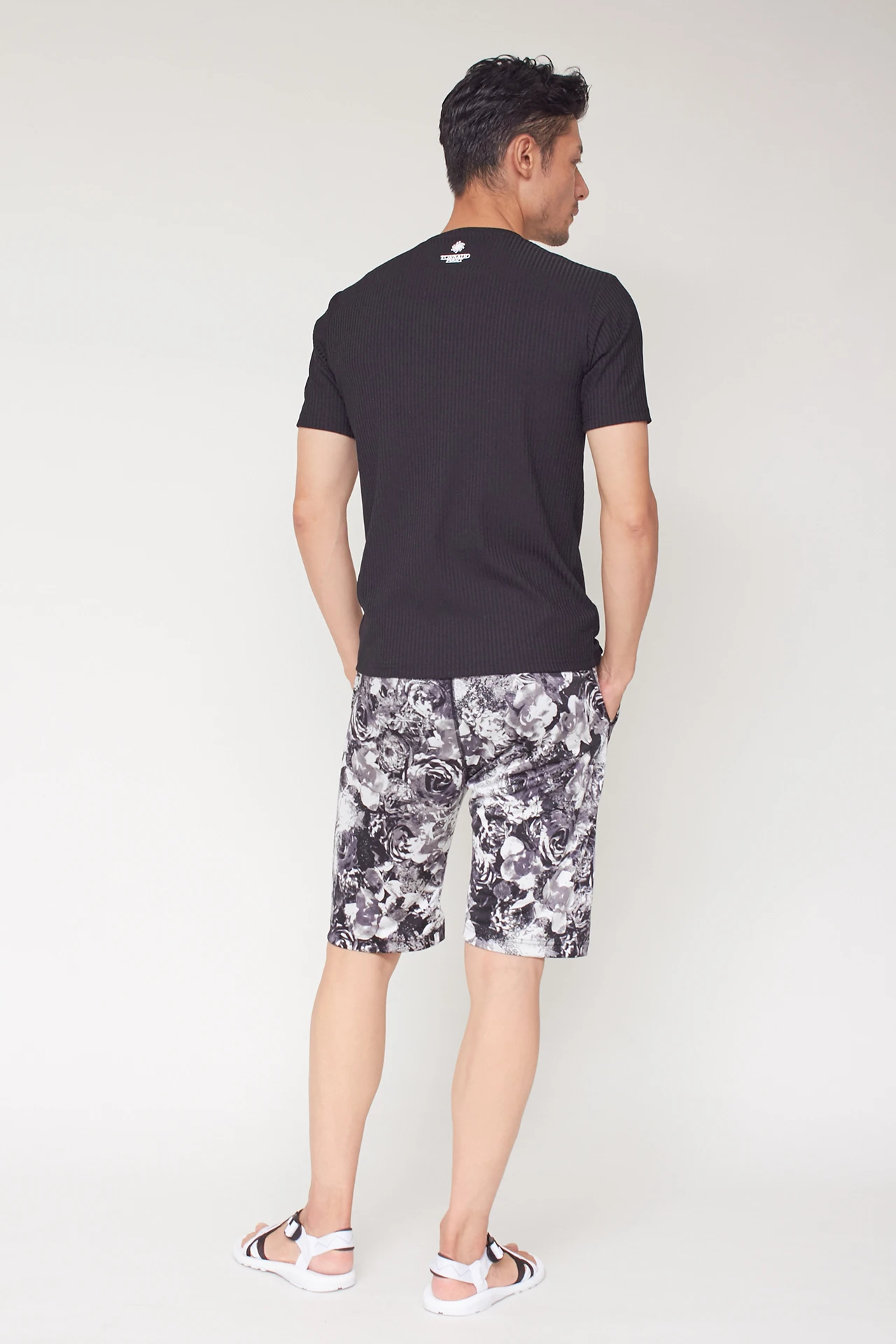 R by TORNADO MART∴ストレッチリブクルーネックTシャツ / TORNADO 