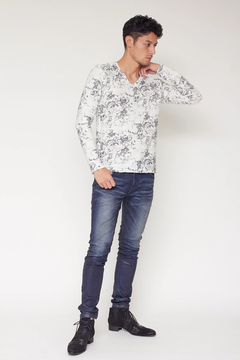 TORNADO MART(トルネードマート) |TORNADO MART∴ウェーブタックジャカードフラワープリントカットソー