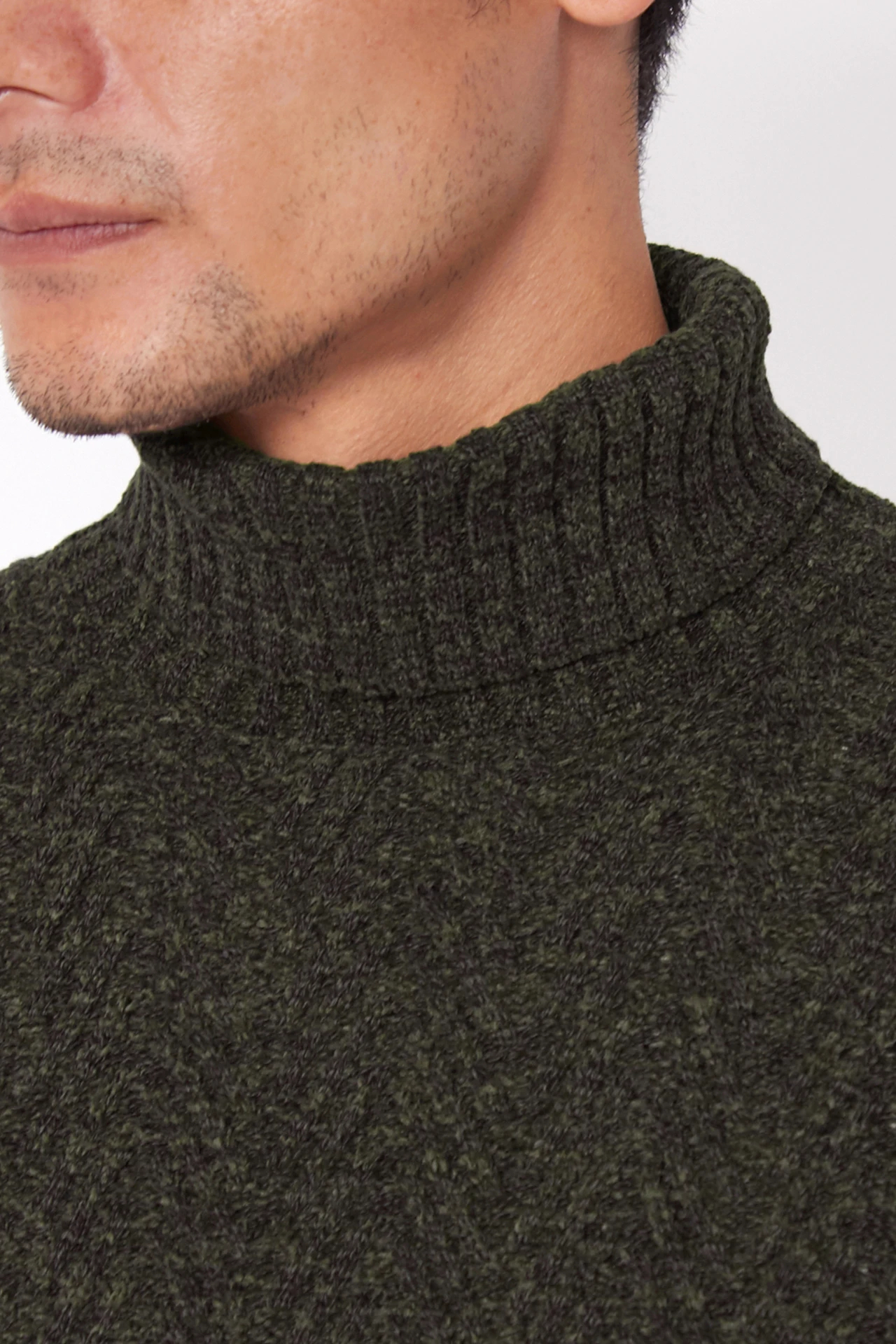 ZERO by TORNADO MART∴へリンボンモールタートルネックニット