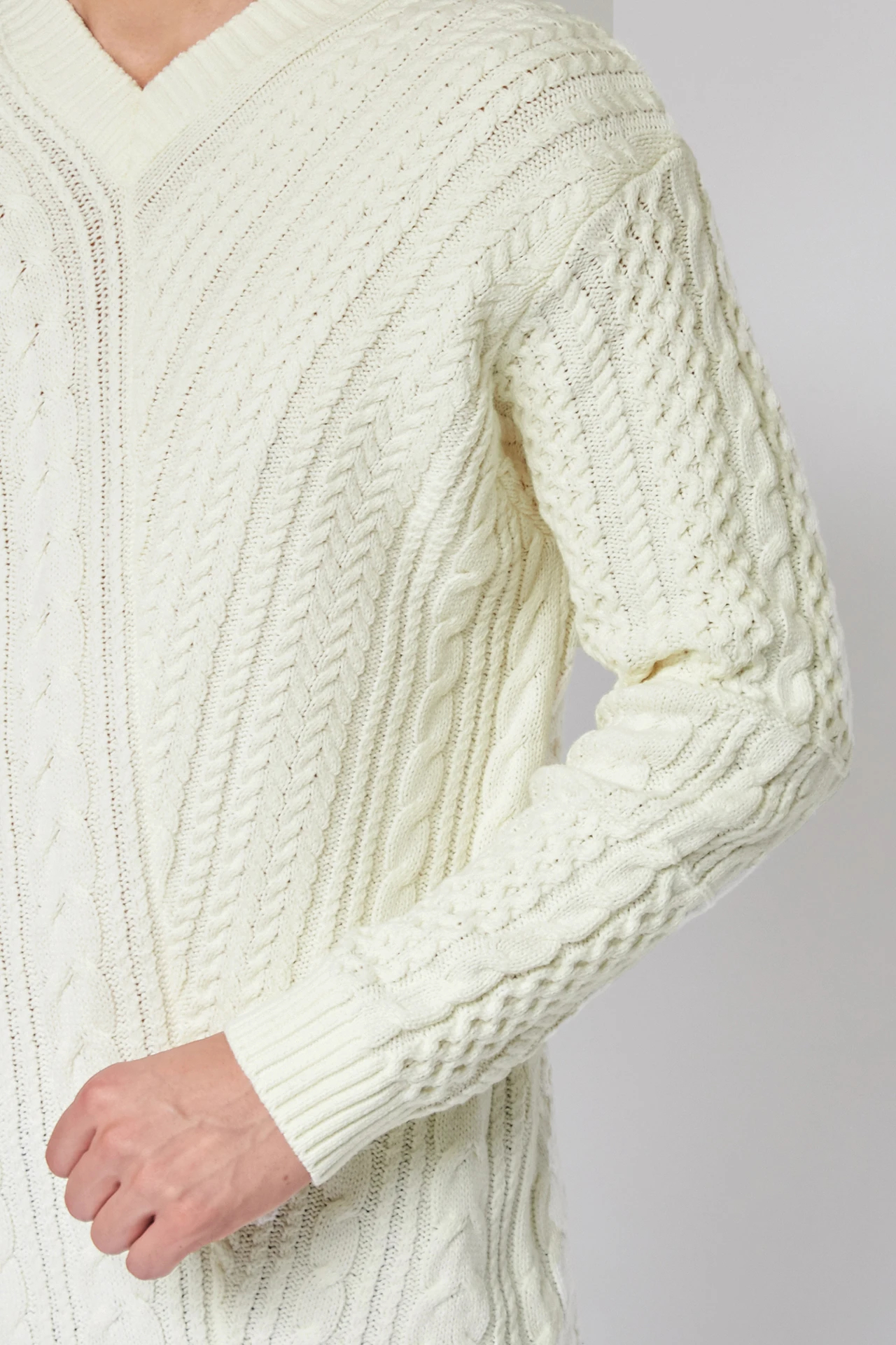 トルネードマート（TORNADO MART）/TORNADO MART∴ケーブルVネックプルオーバーニット TORNADO MART∴ケーブルVネックプルオーバーニット / TORNADO MART