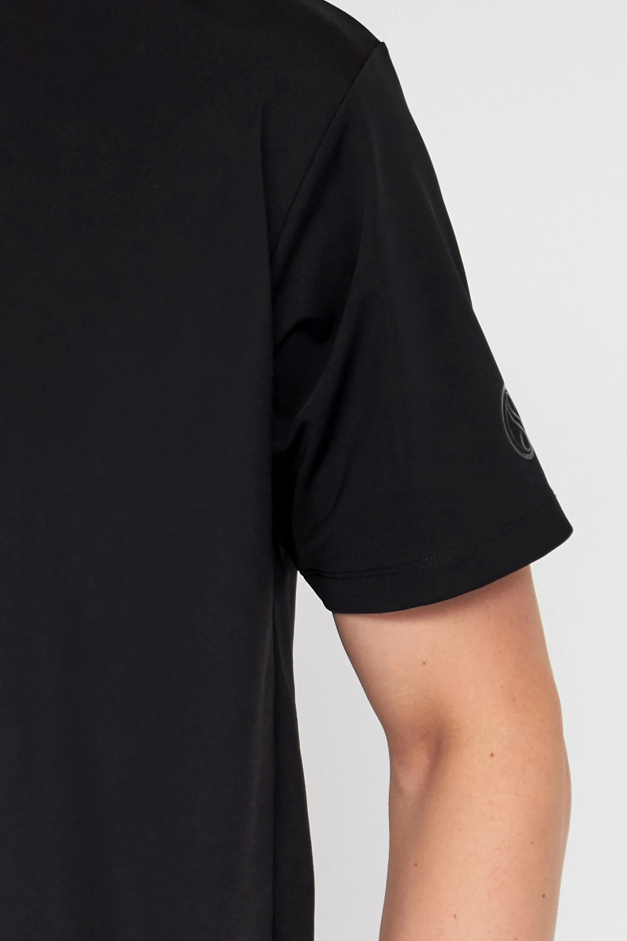 アラカルトグラフィックプリント半袖Tシャツ NICOLE｜アラカルトプリント半袖スタンドシャツ | Rakuten