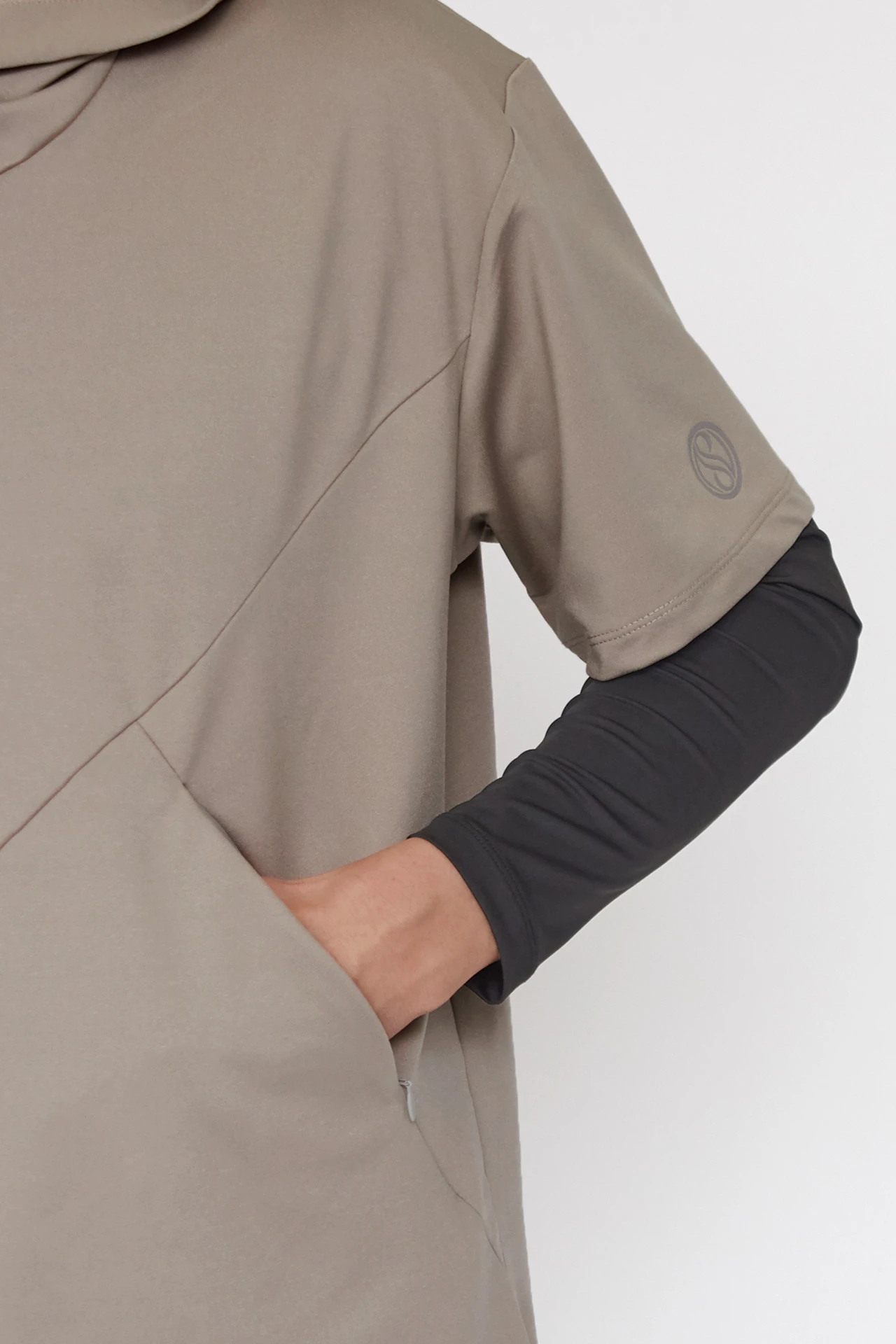 TORNADO MART∴ハーフスリーブプルフーディ / TORNADO MART