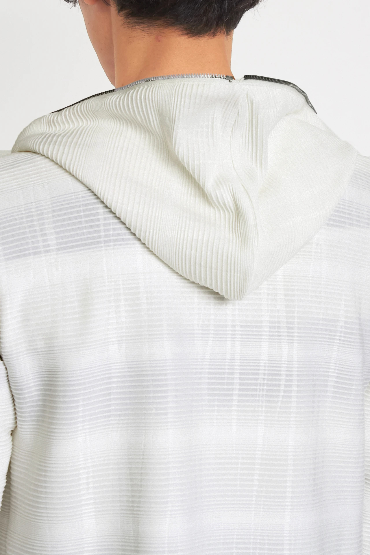 TORNADO MART∴ソーンエンボスランダムリップルフーディ / TORNADO MART（トルネードマート）の長袖カットソー通販 |  TORNADO MART ONLINE STORE