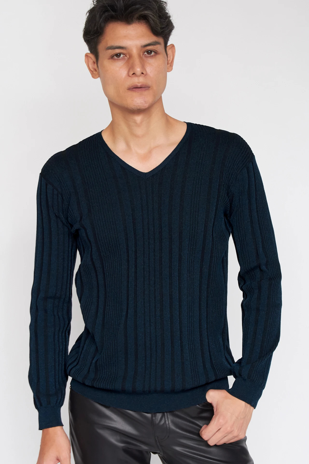 TORNADO MART∴ランダムテレコVネックニット / TORNADO MART