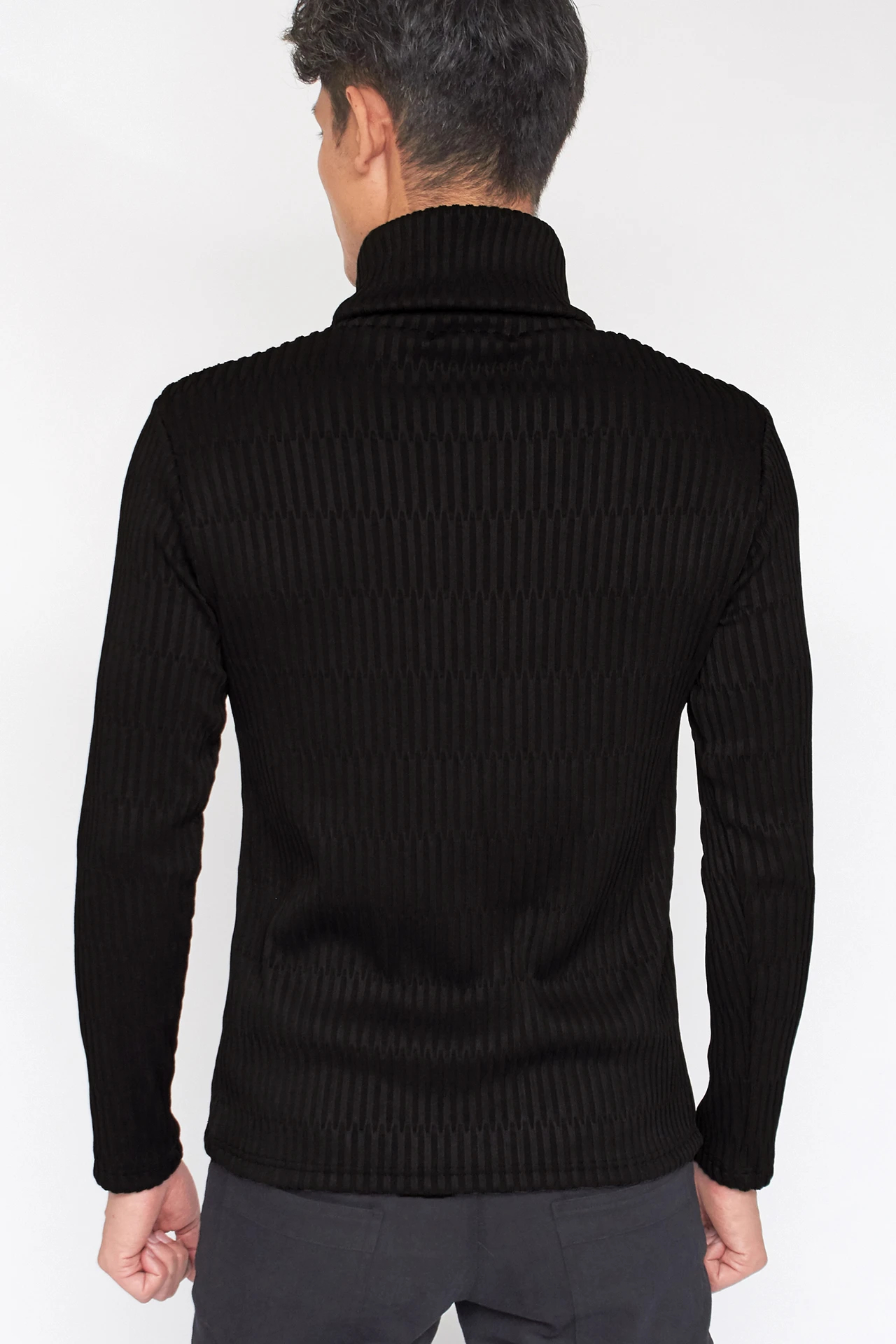 TORNADO MART∴タックストライプジャガードタートルネック / TORNADO