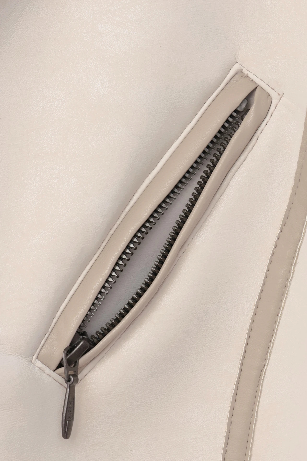 TORNADO MART∴マイクロファーボンディングブルゾン / TORNADO MART