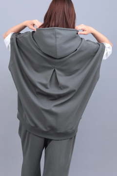 TORNADO MART(トルネードマート) |R by TORNADO MART∴変形ドルマンハーフZIPフィーディー