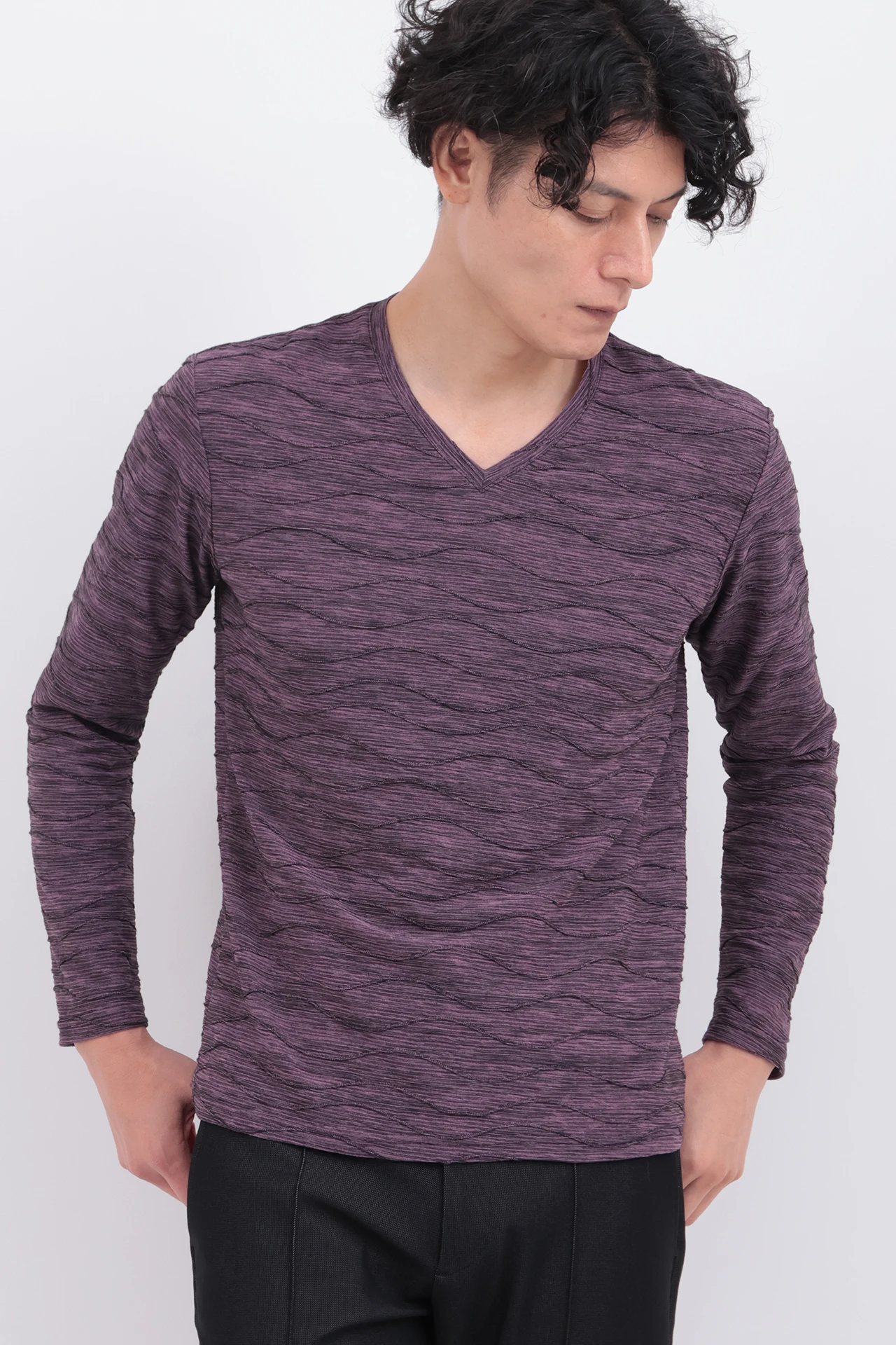 ZERO by TORNADO MART∴ウェーブストームタック天竺Vネック / TORNADO