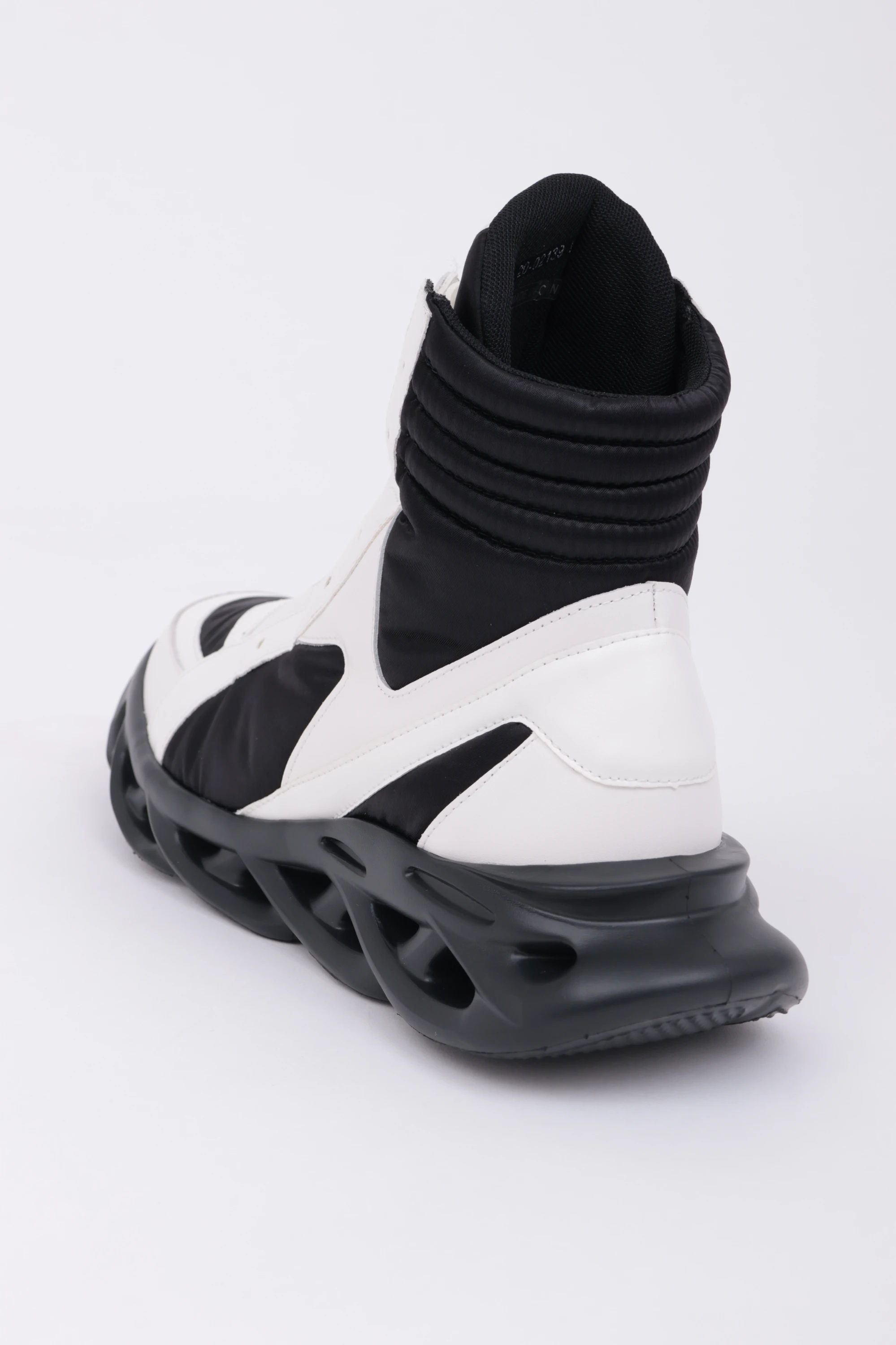 TORNADO MART∴アーチグリットツインZIPブーツ