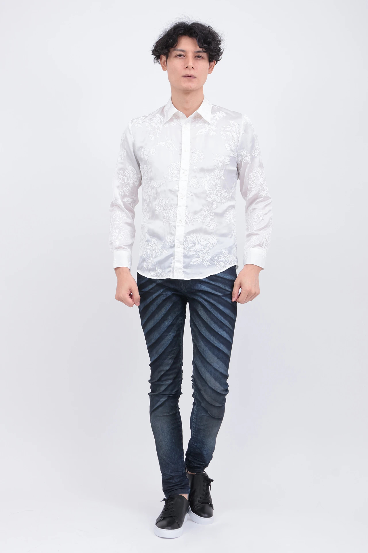 TORNADO MART∴サテンオーガンジーシュリンクフラワープリントシャツ