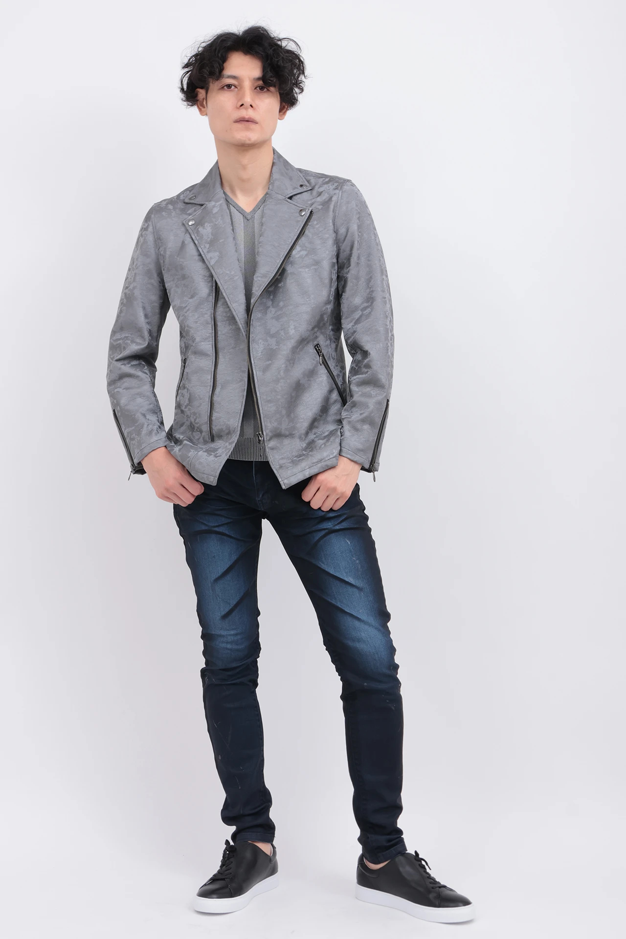 ﾂｲｽﾄｴｯｼﾞｽﾆｰｶｰ / TORNADO MART（トルネードマート）のシューズ通販