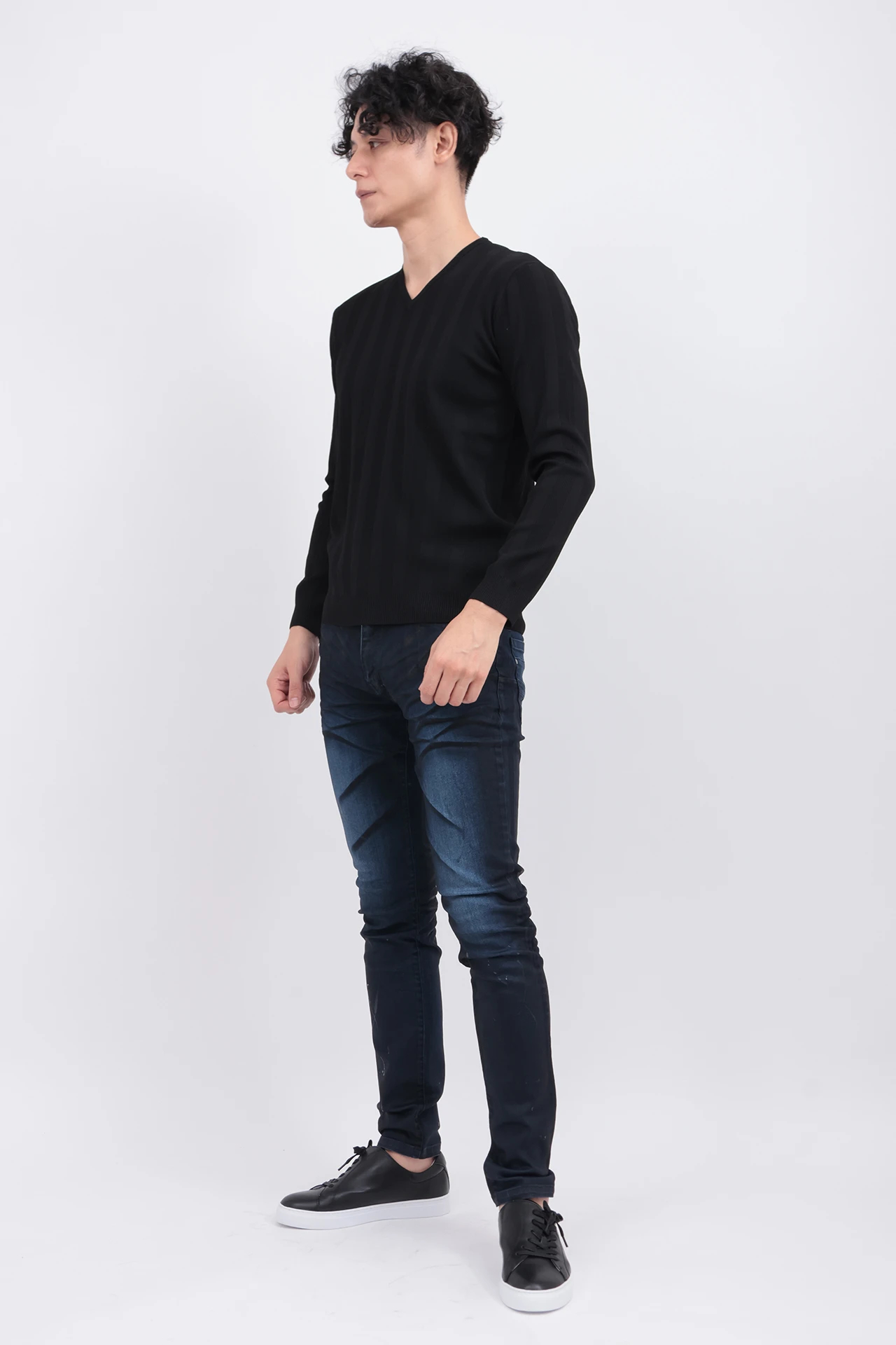 ｽﾄﾗｲﾌﾟﾃﾚｺVﾈｯｸKN / TORNADO MART（トルネードマート）の長袖ニット通販