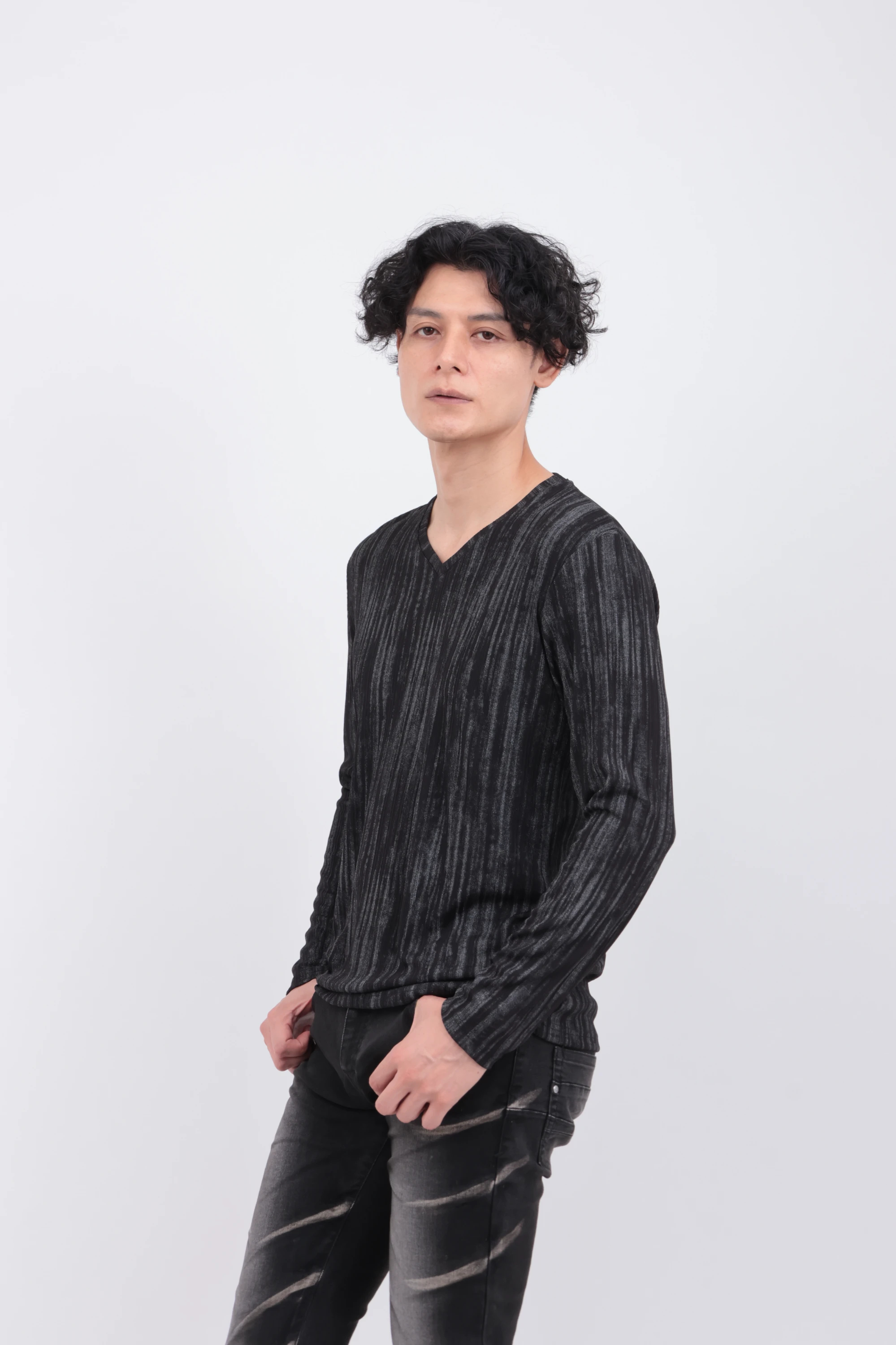 GLEAMストライプテレコVネックカットソー / TORNADO MART（トルネード