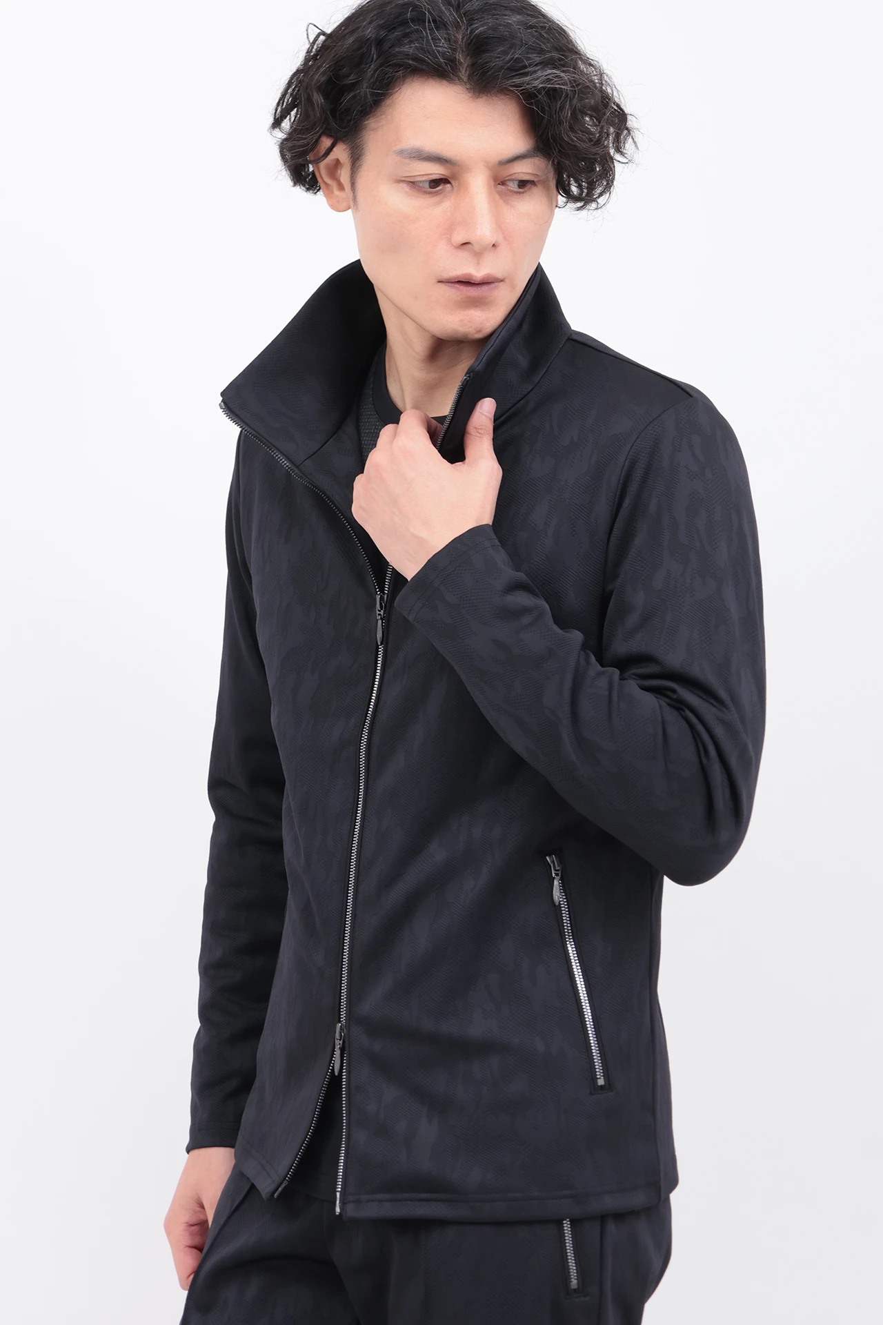 ﾀｲｶﾞｰｶﾓJQﾄﾞﾗｲﾊﾞｰｽﾞ / TORNADO MART（トルネードマート）のブルゾン