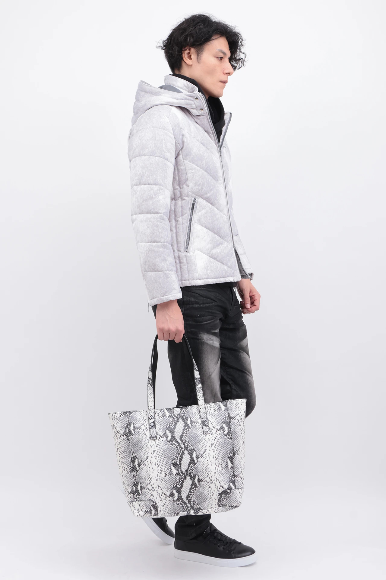 TORNADO MART∴パイソンプリントレザートートバッグ / TORNADO MART