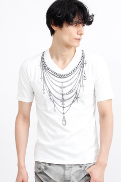 TORNADO MART∴レイヤードチェーンバタフライプリントTシャツ