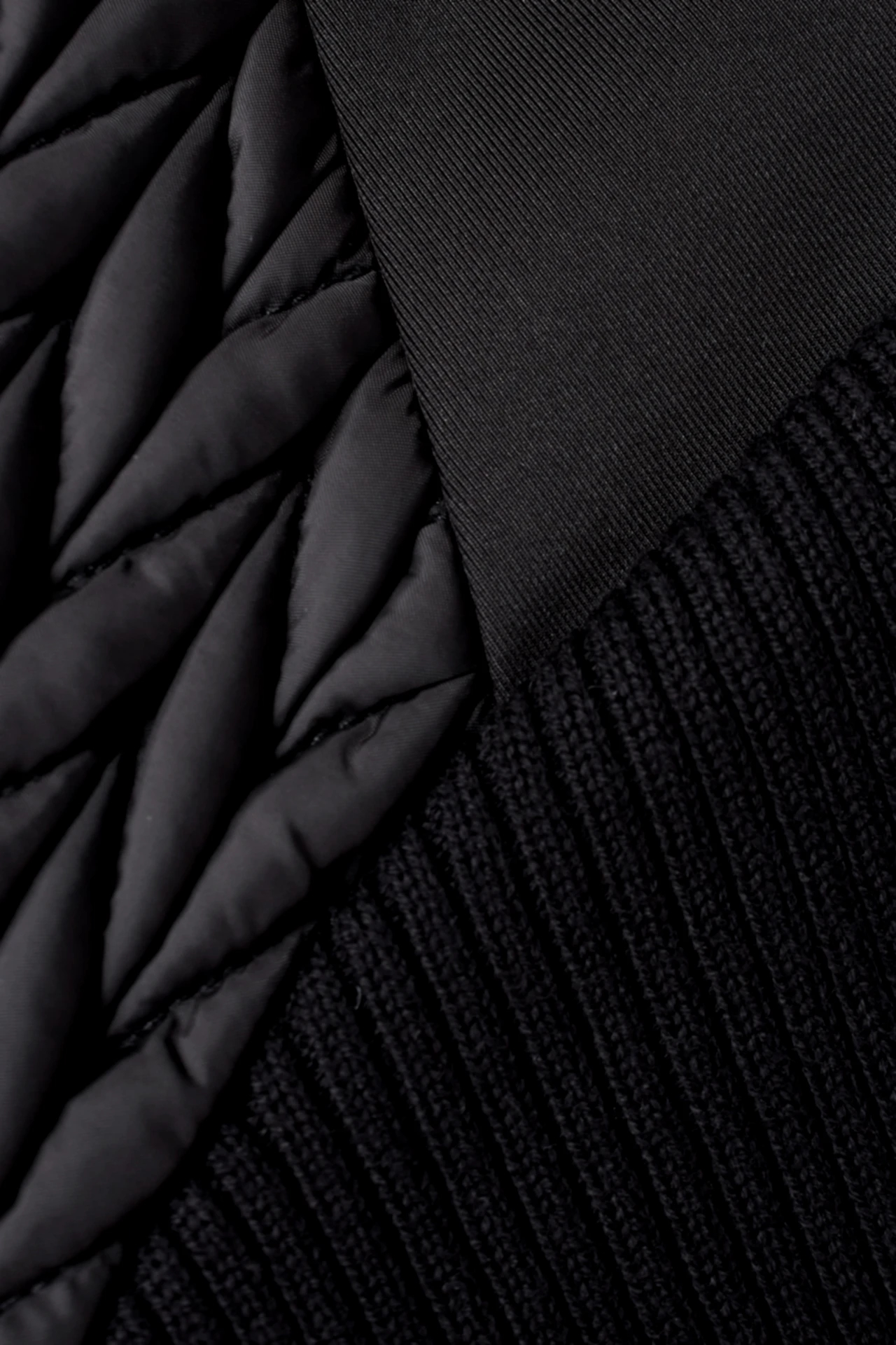 HIGH STREET∴キルトコンビ袖ニットフーディーブルゾン / HIGH STREET