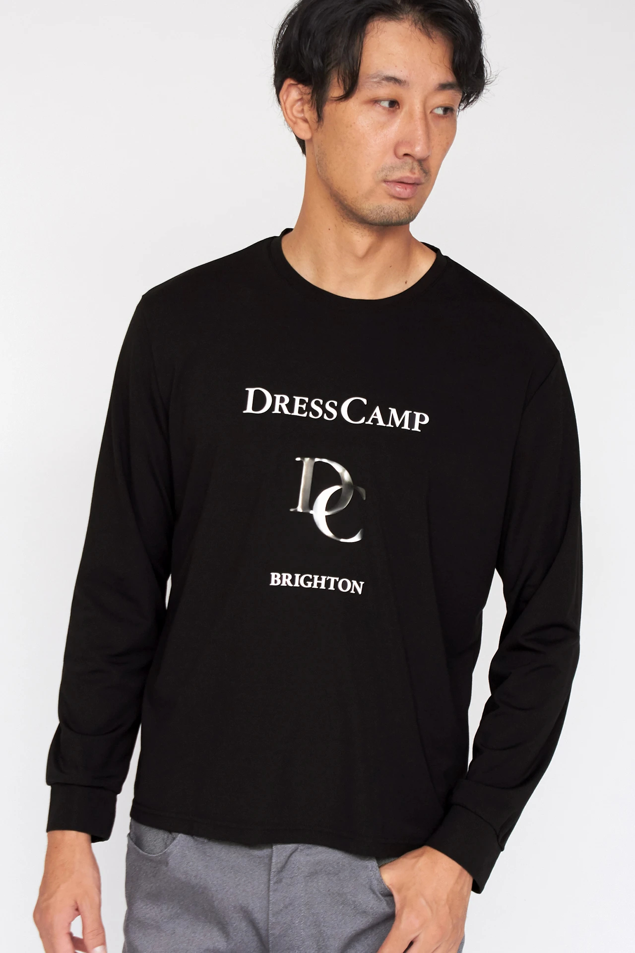ユニセックス】ミニロゴセミワイドシルエットロングTシャツ