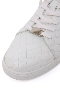 HIGH STREET(ハイストリート) |HIGH STREET∴ダイヤモンド柄型押しドレススニーカー