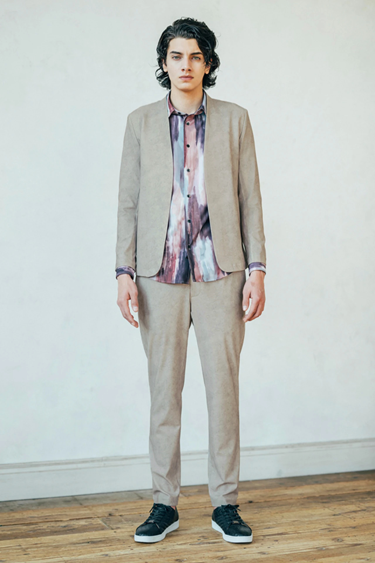 HIGH STREET∴ダイヤモンド柄型押しドレススニーカー / HIGH STREET