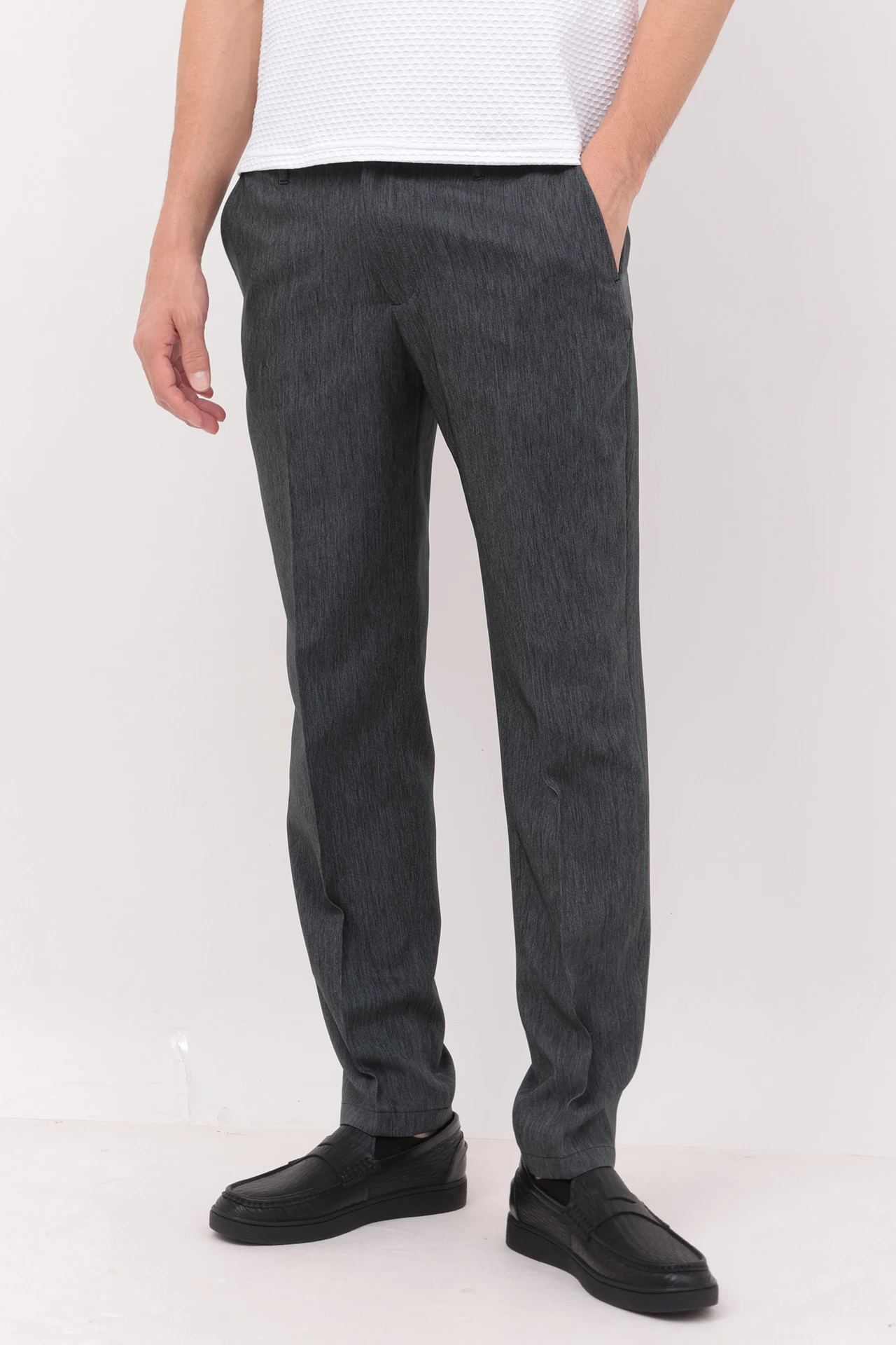 パンツ OBIDI PANTALONEIRISPIASTRELLAORO SANTANIELLO（サンタニエッロ） ARECHI 1プリーツテーパード