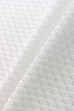 HIGH STREET(ハイストリート) |HIGH STREET∴RIPAトライアングルモノグラムVネック半袖カットソー